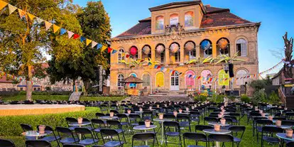 Ausflug mit Kindern - Veranstaltung: Konzert - Open-Air Musicals direkt an der Elbe: Schloss Übigau - Comödie Dresden