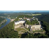 Ausflugsziel - Luftbild der Festung Königstein von Westen - Festung Königstein