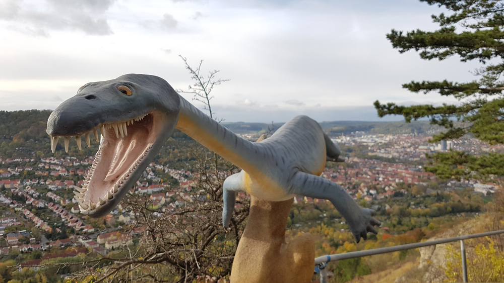 Ausflugsziel - Nothosaurus mit Blick über Jena - SaurierPfad Trixi Trias