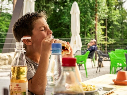 Trip with children - Gastronomie: Kindercafé - Germany - Erlebnisfelsen Pottenstein