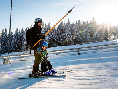 Ausflug mit Kindern - Witterung: Wechselhaft - PLZ 97654 (Deutschland) - Ski- und Rodelarena Wasserkuppe