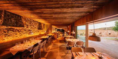 Ausflug mit Kindern - Ausflugsziel ist: ein sehenswerter Ort - PLZ 2870 (Österreich) - Restaurant Grenadier  - Burg Forchtenstein
