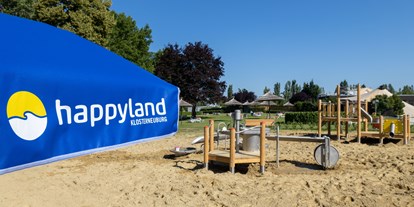 Ausflug mit Kindern - Sportanlage: Fußballplatz - Maria Gugging - Sand- und Wasserspielplatz - Happyland