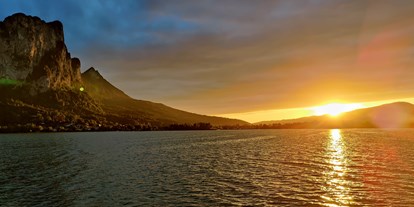 Ausflug mit Kindern - Oberweißau (Lochen am See, Munderfing) - Im Sommer finden regelmäßig  Sonnenuntergangsfahrten auf der MS Mondseeland statt.  - Seerundfahrt Mondsee mit der Schifffahrt Meindl 