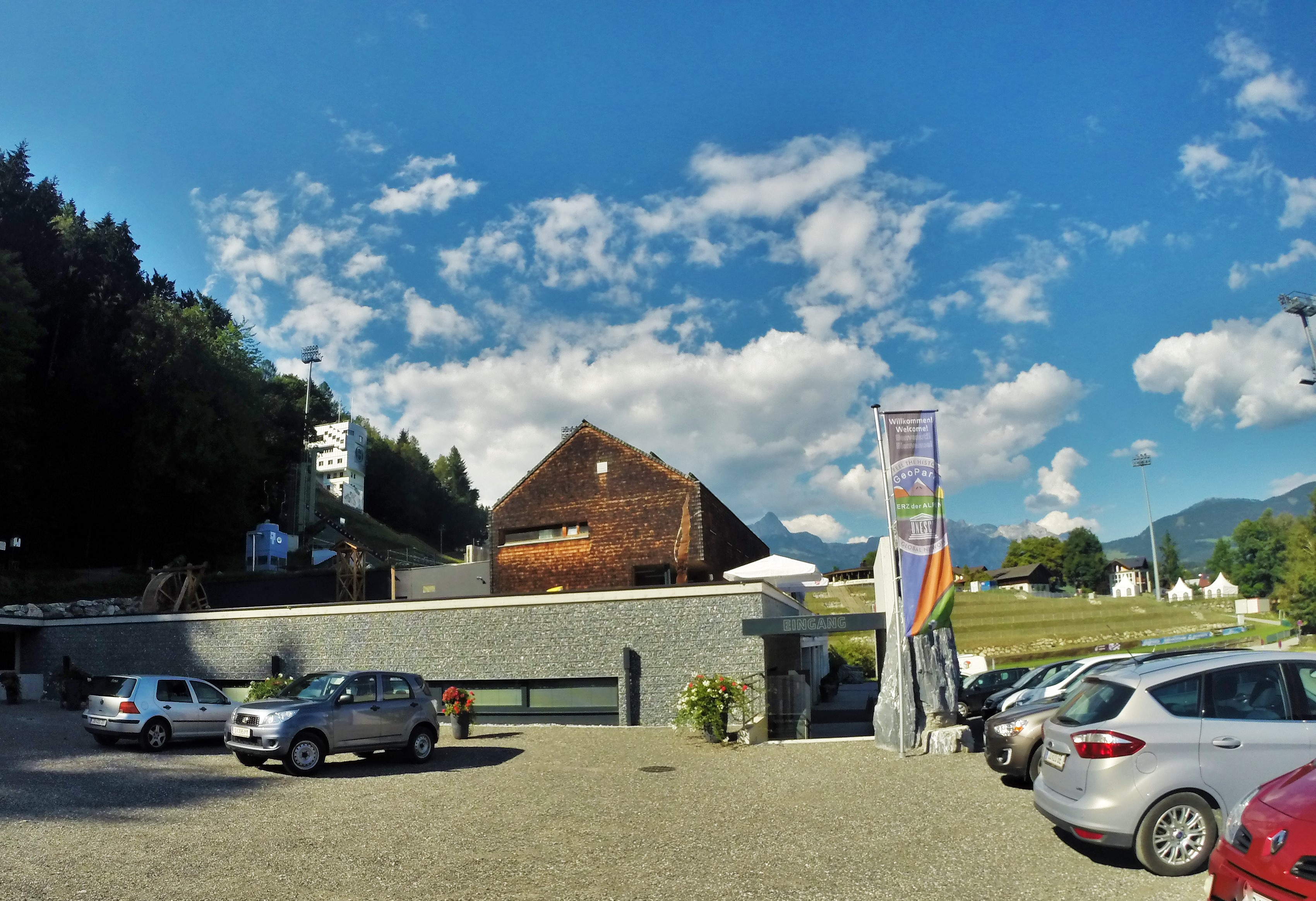 Ausflugsziel - Besucherzentrum UNESCO Geopark Erz der Alpen am Schanzengelände - Besucherzentrum Erz der Alpenn UNESCO Global Geopark