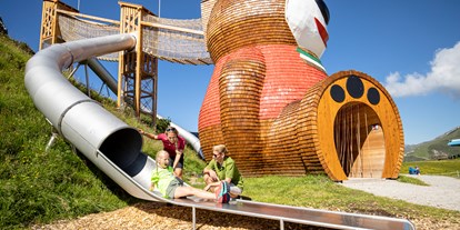 Ausflug mit Kindern - Ausflugsziel ist: ein Spielplatz - PLZ 6272 (Österreich) - © Archiv TVB Tux-Finkenberg
Pepis Kinderland Rutsche - Pepis Kinderland