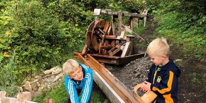 Ausflug mit Kindern - Themenschwerpunkt: Bewegung - Zugspitze - Wasserspiele - Naturerlebnisweg Mitteregg
