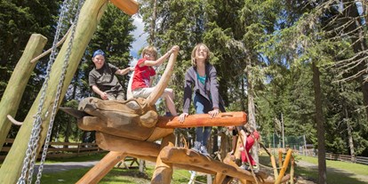 Ausflug mit Kindern - Weg: Naturweg - Ötztal - Waldspielplatz Ochsenbrunnen