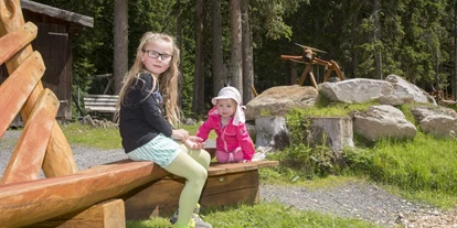 Trip with children - outdoor - Tyrol - Waldspielplatz Ochsenbrunnen
