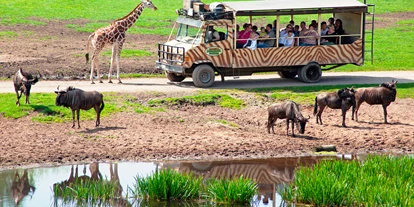 Trip with children - Ausflugsziel ist: ein Streichelzoo - Germany - Serengeti-Park Hodenhagen