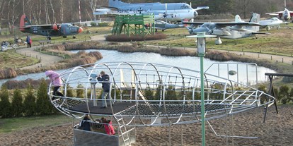 Ausflug mit Kindern - Witterung: Bewölkt - Niedersachsen - Spielplatz - Deutsches Luftschiff- und Marinefliegermuseum AERONAUTICUM