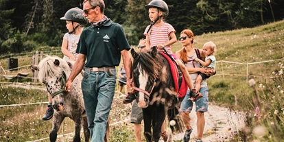 Trip with children - Ausflugsziel ist: ein Streichelzoo - Austria - Sommer-Funpark Fiss