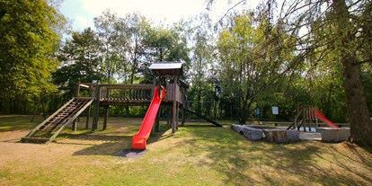 Ausflug mit Kindern - Ausflugsziel ist: ein Spielplatz - Göfis - Naturstrandbad Diepoldsau - Alter Rhein