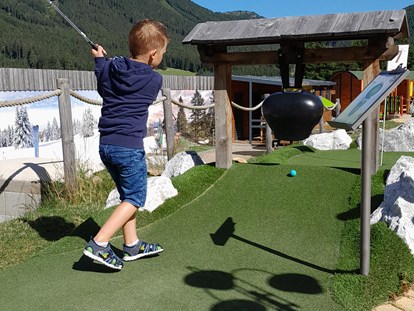 Ausflug mit Kindern - Themenschwerpunkt: Bewegung - PLZ 8795 (Österreich) - Mountain Adventure Golf