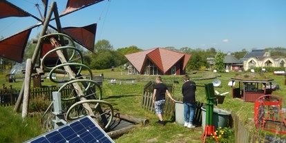 Ausflug mit Kindern - Kinderwagen: großteils geeignet - Ostsee - Energie begreifen im Klimapark Glücksburg - artefact Klimapark Glücksburg