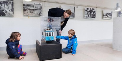 Ausflug mit Kindern - Alter der Kinder: 1 bis 2 Jahre - Zürich - Tramgeschichte entdecken im Tram-Museum Zürich. - Tram-Museum in Zürich