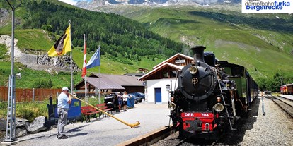 Ausflug mit Kindern - erreichbar mit: Bahn - Uri - Ausgangspunkt der Dampfbahn am Bahnhof in Realp. - Dampfbahn Furka Bergstrecke