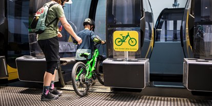 Ausflug mit Kindern - Alter der Kinder: 1 bis 2 Jahre - Flachau - Auffahrt mit der Gondel - Bikepark Schladming
