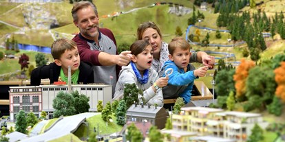 Ausflug mit Kindern - Alter der Kinder: 2 bis 4 Jahre - Bonndorf im Schwarzwald - Smilestones Miniaturwelt am Rheinfall