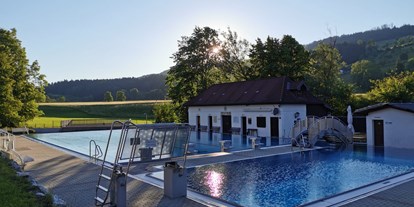 Ausflug mit Kindern - Themenschwerpunkt: Schwimmen - Schörfling - Voralpenbad Viechtwang