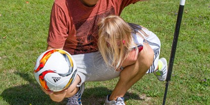 Ausflug mit Kindern - Ausflugsziel ist: eine Sportanlage - Stuttern (Maria Saal, Magdalensberg) - Kick2gether - Fußballgolf