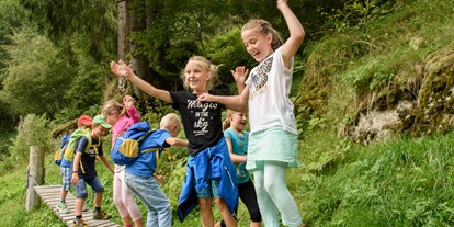Ausflug mit Kindern - Kindergeburtstagsfeiern - Schröcken - Erlebnisweg Litzbach vom Silbertal im Montafon