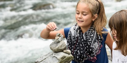 Ausflug mit Kindern - Alter der Kinder: 0 bis 1 Jahre - Wald am Arlberg - Erlebnisweg Litzbach vom Silbertal im Montafon