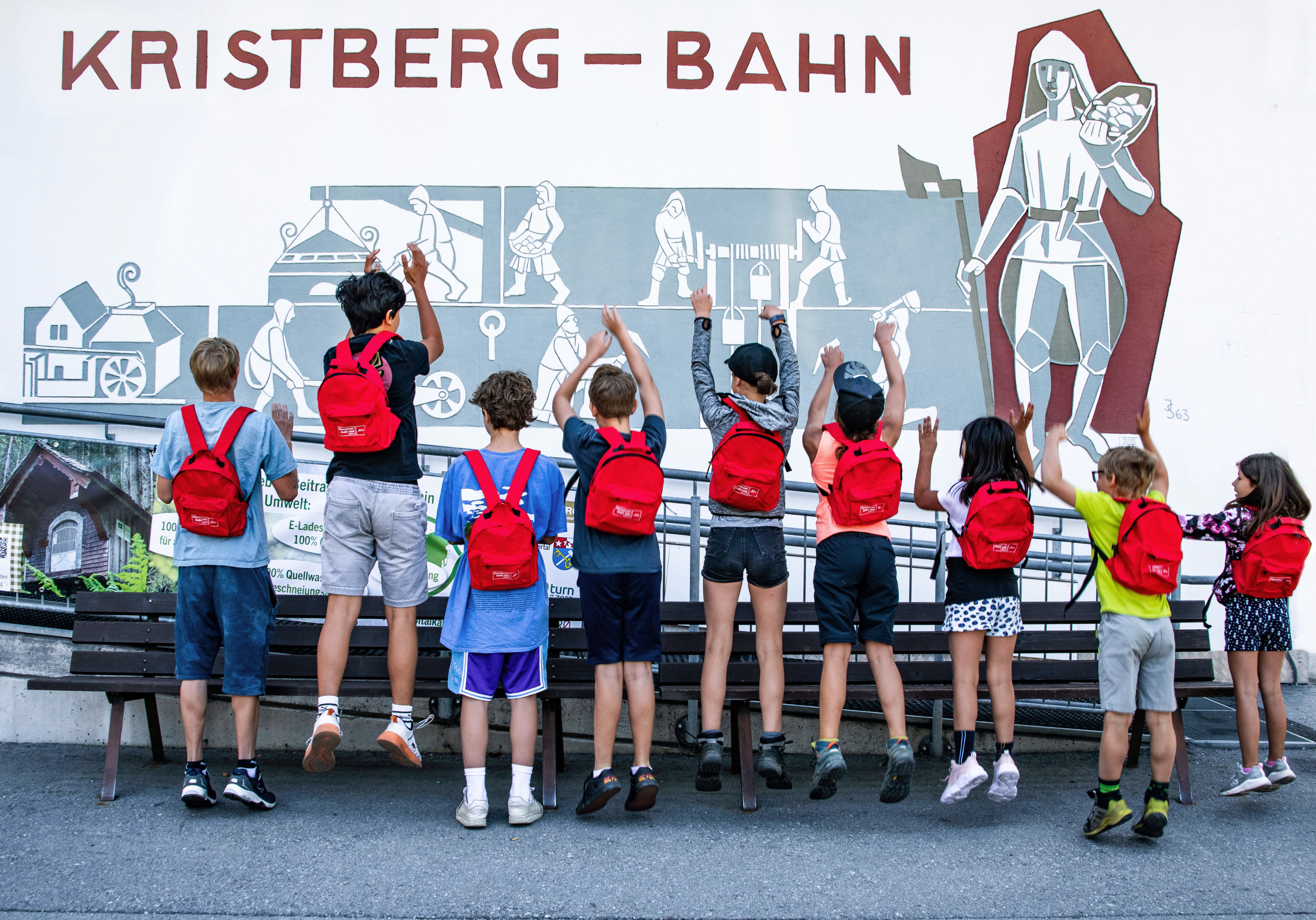 Ausflug mit Kindern: "Muntafuner Gagla Weg" ist Montafonerisch und heißt übersetzt "Montafoner Kinderwege" - Gaglaweg (Kinderwanderweg) Silbertal im Montafon