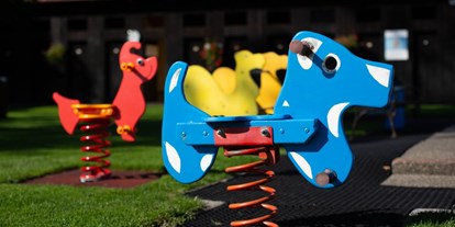Ausflug mit Kindern - Umgebungsschwerpunkt: Stadt - Koblach - Spielgeräte für Kinder - Schwimmbad Felsenau