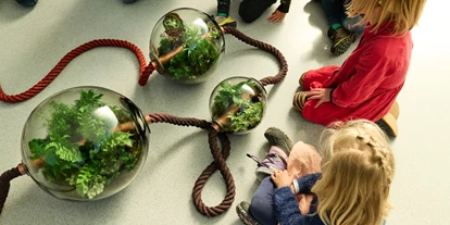 Ausflug mit Kindern - Kinderwagen: vollständig geeignet - Schnepfau - Im Kunsthaus können Groß und Klein auf Entdeckungstour gehen.
Foto: Miro Kuzmanovic - Kunsthaus Bregenz 