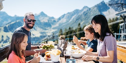 Ausflug mit Kindern - Alter der Kinder: 4 bis 6 Jahre - Wald am Arlberg - Natursprünge-Weg