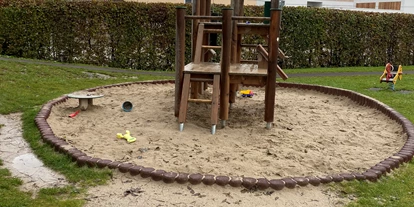 Ausflug mit Kindern - Alter der Kinder: 1 bis 2 Jahre - Sankt Leonhard (Grödig) - Spielplatz Eugendorf