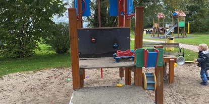 Ausflug mit Kindern - Alter der Kinder: 6 bis 10 Jahre - Sankt Leonhard (Grödig) - Spielplatz Seekirchen am Wallersee