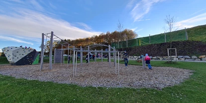 Ausflug mit Kindern - Sportanlage: Pumptrack - Kleinberg (Nußdorf am Haunsberg) - Generationenpark Pischelsdorf