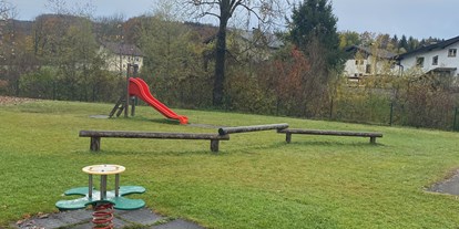 Ausflug mit Kindern - Weißenkirchen im Attergau - Spielplatz - Bewegungspark Bergheim