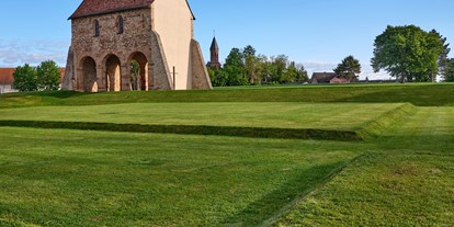 Ausflug mit Kindern - Ausflugsziel ist: ein sehenswerter Ort - UNESCO Welterbe Kloster Lorsch und Freilichtlabor Lauresham