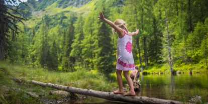 Ausflug mit Kindern - Themenschwerpunkt: Märchen - Archkogl - Kindergerechter Wanderwerg - Stille Wasser Reiteralm