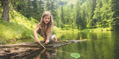 Ausflug mit Kindern - Themenschwerpunkt: Märchen - Archkogl - Kindergerechter Wanderweg - Stille Wasser Reiteralm