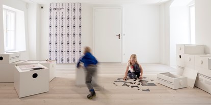 Ausflug mit Kindern - Umgebungsschwerpunkt: Stadt - Haarlacken - Familienraum mit Spielen - Stille Nacht Museum Hallein