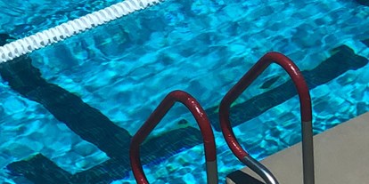 Ausflug mit Kindern - Alter der Kinder: 2 bis 4 Jahre - Naturns - Symbolbild für Ausflugsziel Freischwimmbad Kastelbell (Trentino-Südtirol). - Freischwimmbad Kastelbell