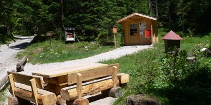 Ausflug mit Kindern - Alter der Kinder: 1 bis 2 Jahre - Wattens - Bienenhotel in Auland/ Reith bei Seefeld - Bienenlehrpfad Reith bei Seefeld - Tirol