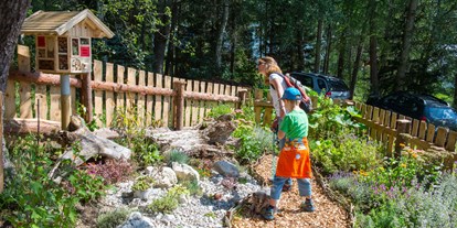 Ausflug mit Kindern - Ausflugsziel ist: ein Weg - Schönberg im Stubaital - Nützlingslehrpfad - Bienenlehrpfad Reith bei Seefeld - Tirol