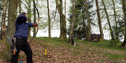 Ausflug mit Kindern - Themenschwerpunkt: Action - Bairach - Bogenparcours des TBA Treffling beim Schloss Riedegg