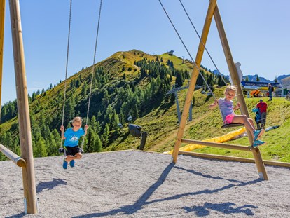 Ausflug mit Kindern - Kinderwagen: großteils geeignet - Altaussee - Kindererlebnisweg & Water Zorbing 