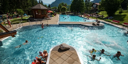 Ausflug mit Kindern - Frasdorf - Erlebnis-Waldschwimmbad Kössen