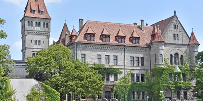 Trip with children - sehenswerter Ort: Schloss - Wilhelmsdorf (Landkreis Neustadt an der Aisch-Bad Windsheim) - Graf von Faber-Castell’sches Schloss