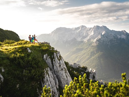 Ausflug mit Kindern - Witterung: Schönwetter - Tiroler Unterland - Triassic Park auf der Steinplatte
