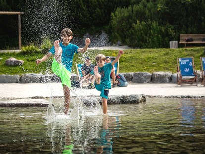 Ausflug mit Kindern - Dauer: ganztags - PLZ 5090 (Österreich) - Steinplatte Waidring Triassic Park  - Triassic Park  Steinplatte Waidring