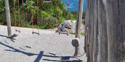 Ausflug mit Kindern - Ausflugsziel ist: ein Freizeitpark - PLZ 83233 (Deutschland) - TriassicPark auf der Steinplatte