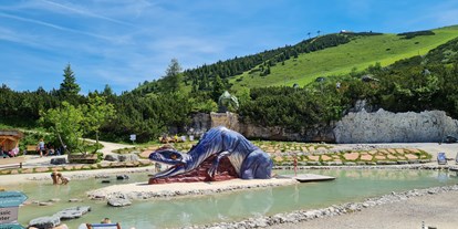 Ausflug mit Kindern - Weg: Erlebnisweg - PLZ 6306 (Österreich) - TriassicPark auf der Steinplatte